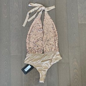 Pretty Little Thing Louella Gold Plung Halter Bodysuit size 10